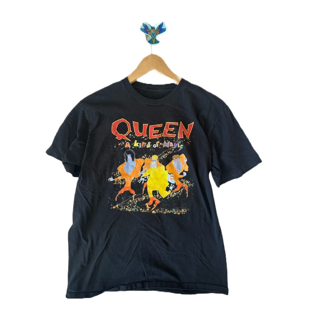Queen “ A kind of magic” official T-shirt